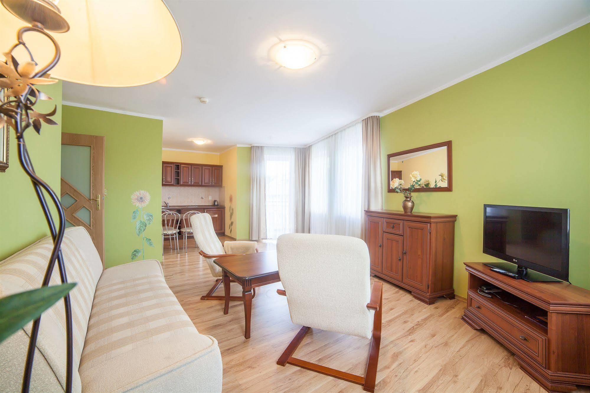 Olymp Apartment Kolobrzeg Bagian luar foto